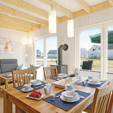 Holiday home Nice In Ostseeresort With Wifi *